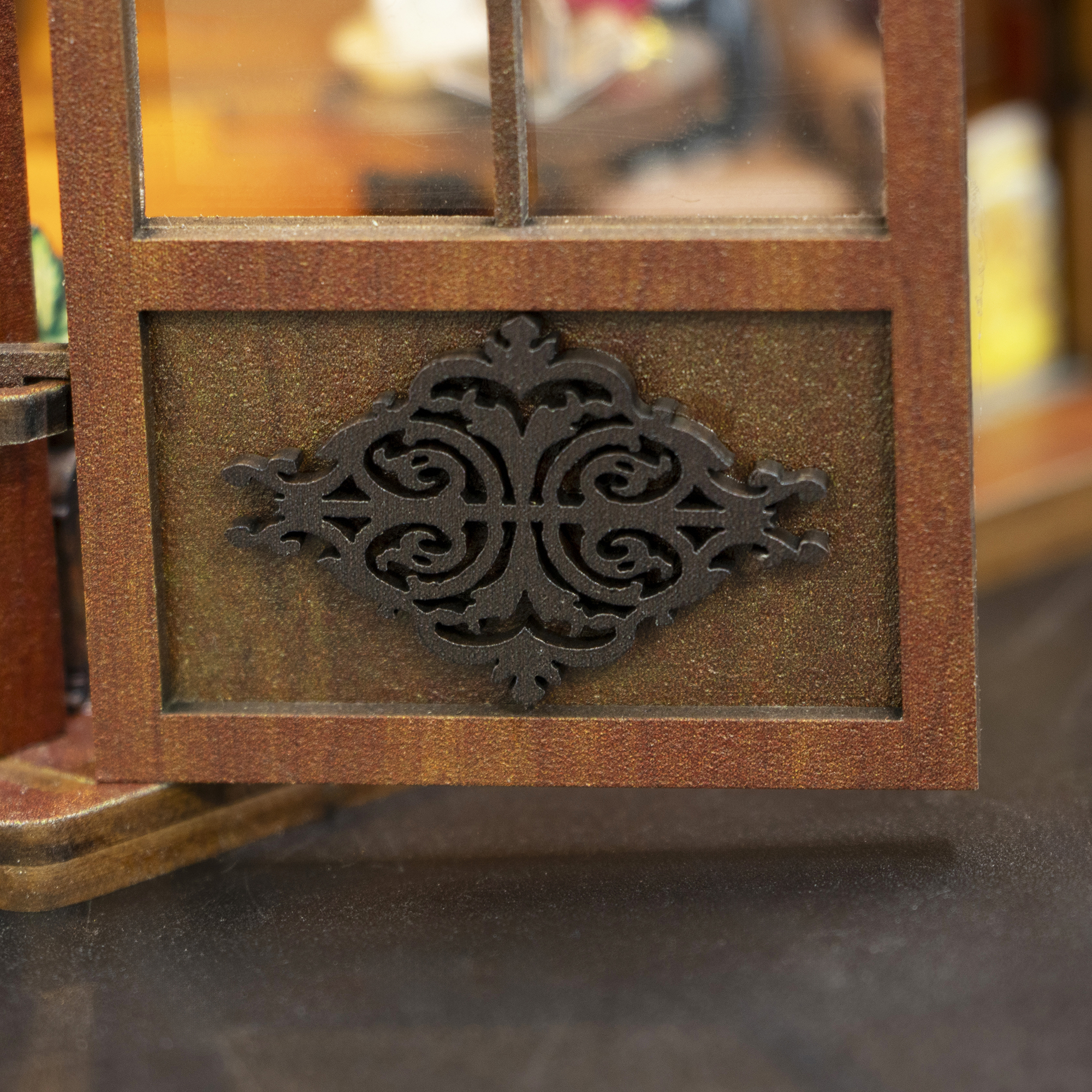 Hongda - DIY Miniatuur Houten Book Nook Bouwpakket - M2602 - Magic Coffee House - Afbeelding 9