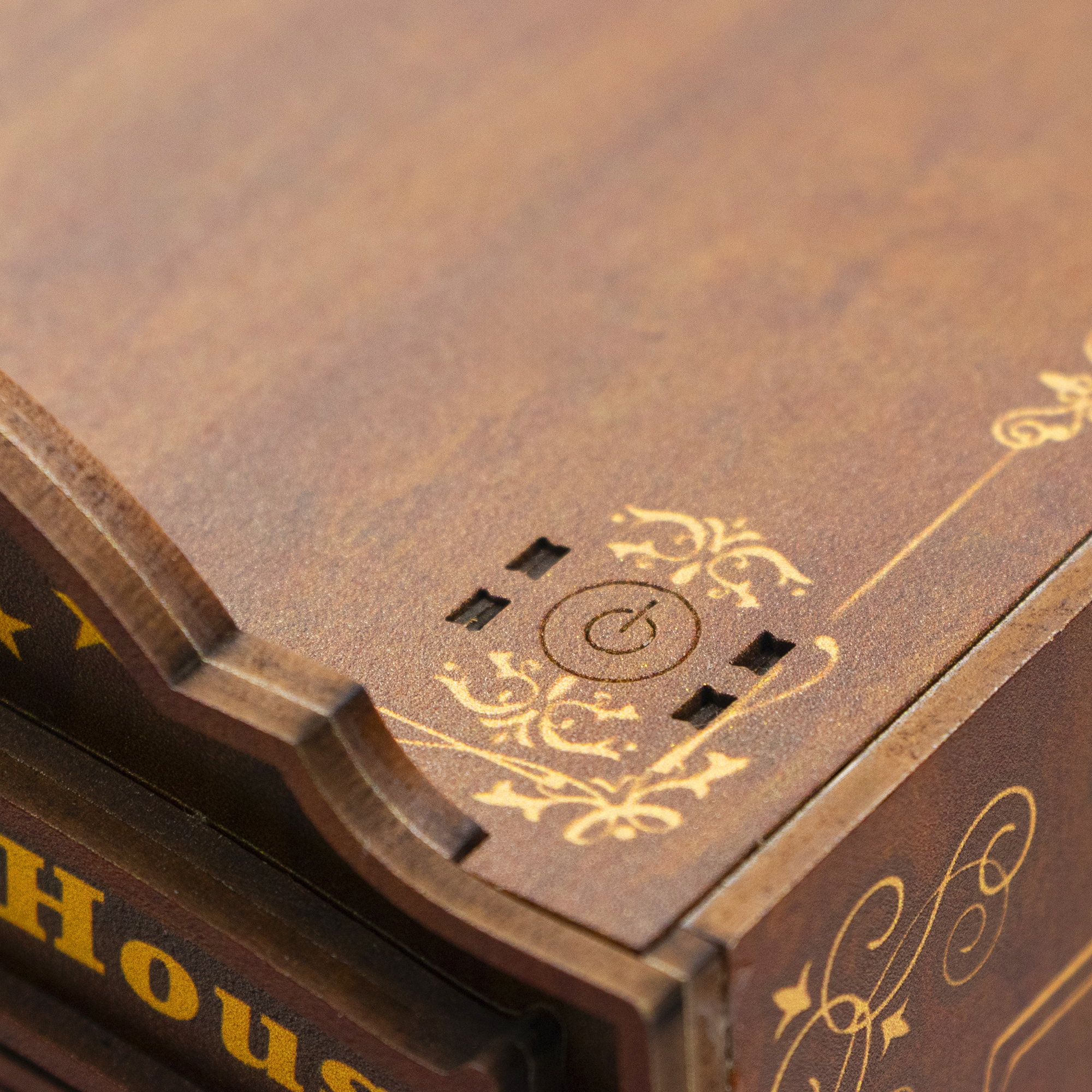 Hongda - DIY Miniatuur Houten Book Nook Bouwpakket - M2602 - Magic Coffee House - Afbeelding 6