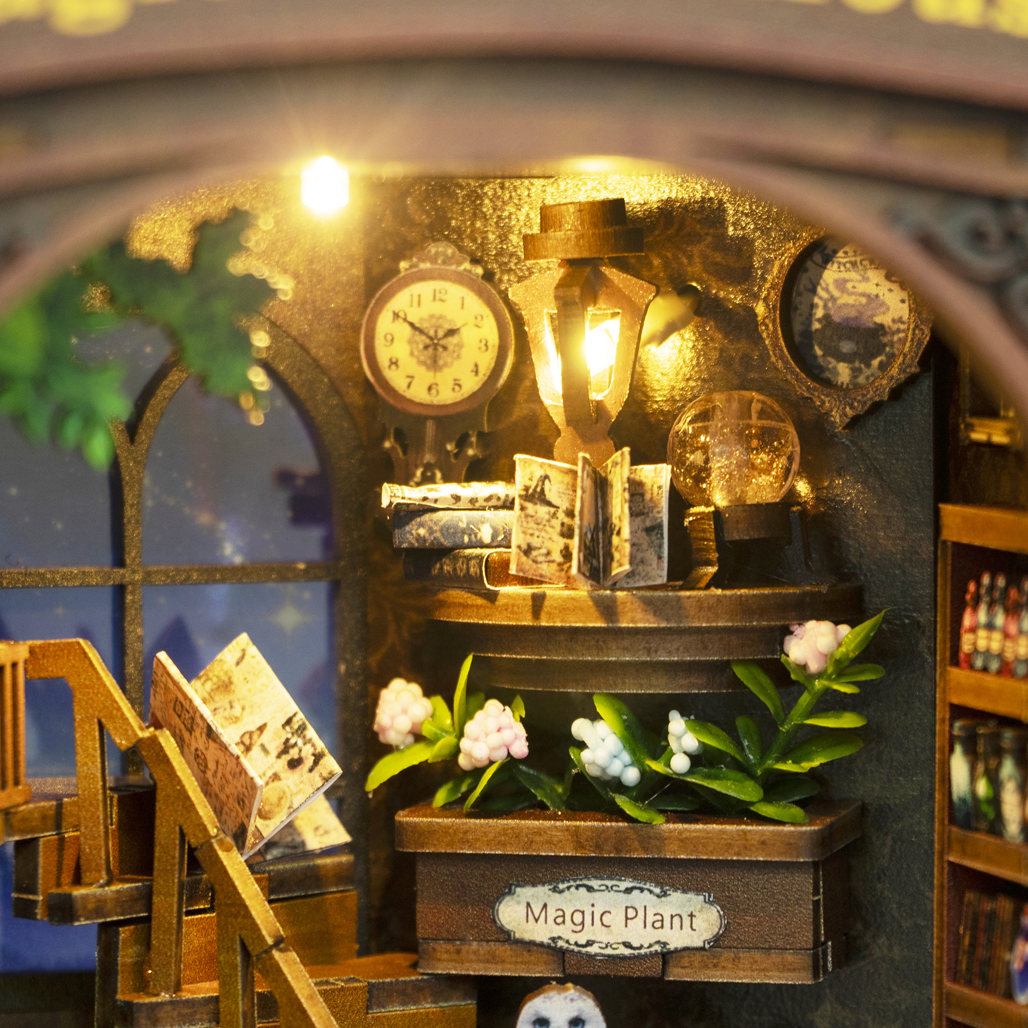 Hongda - DIY Miniatuur Houten Book Nook Bouwpakket - M2602 - Magic Coffee House - Afbeelding 13