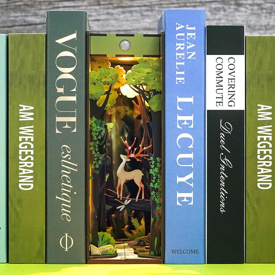 Tonecheer - DIY Miniatuur Houten Book Nook Bouwpakket - met Bewegingssensor Licht - TQ106 - Story of The Forest - Afbeelding 2